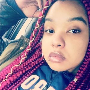 Meet your Posher, Jayde